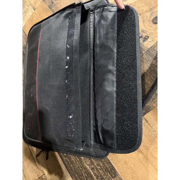 Targus  Laptop Bag- Black - Picture 6 of 8